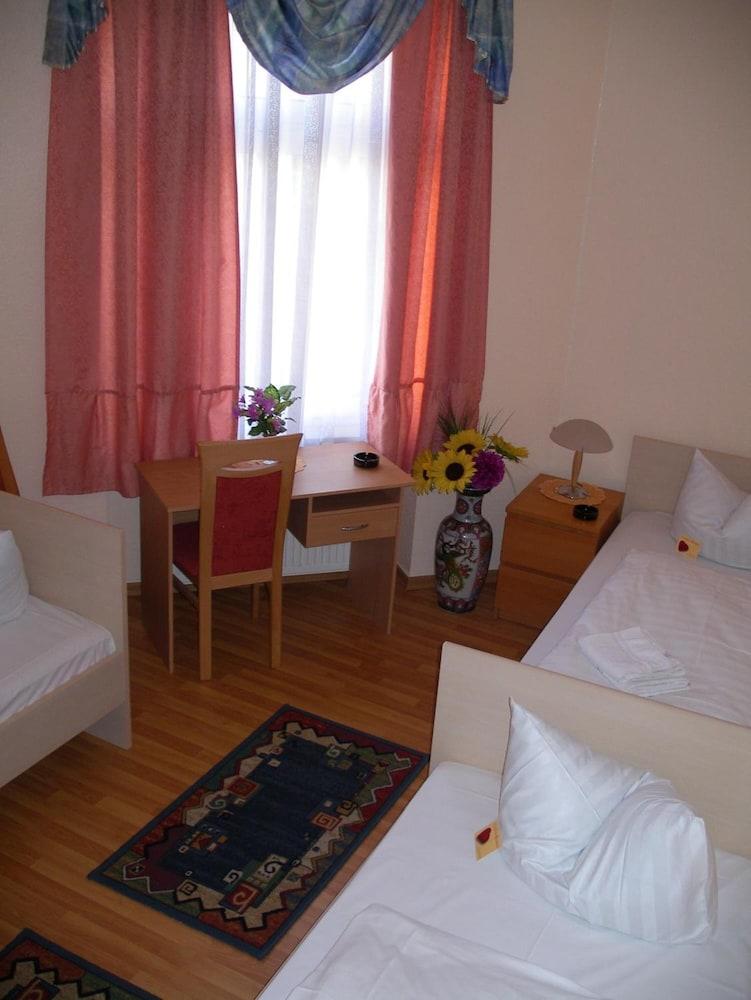 Hotel Garni Djaran Offenbach am Main Zewnętrze zdjęcie