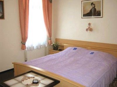 Hotel Garni Djaran Offenbach am Main Pokój zdjęcie